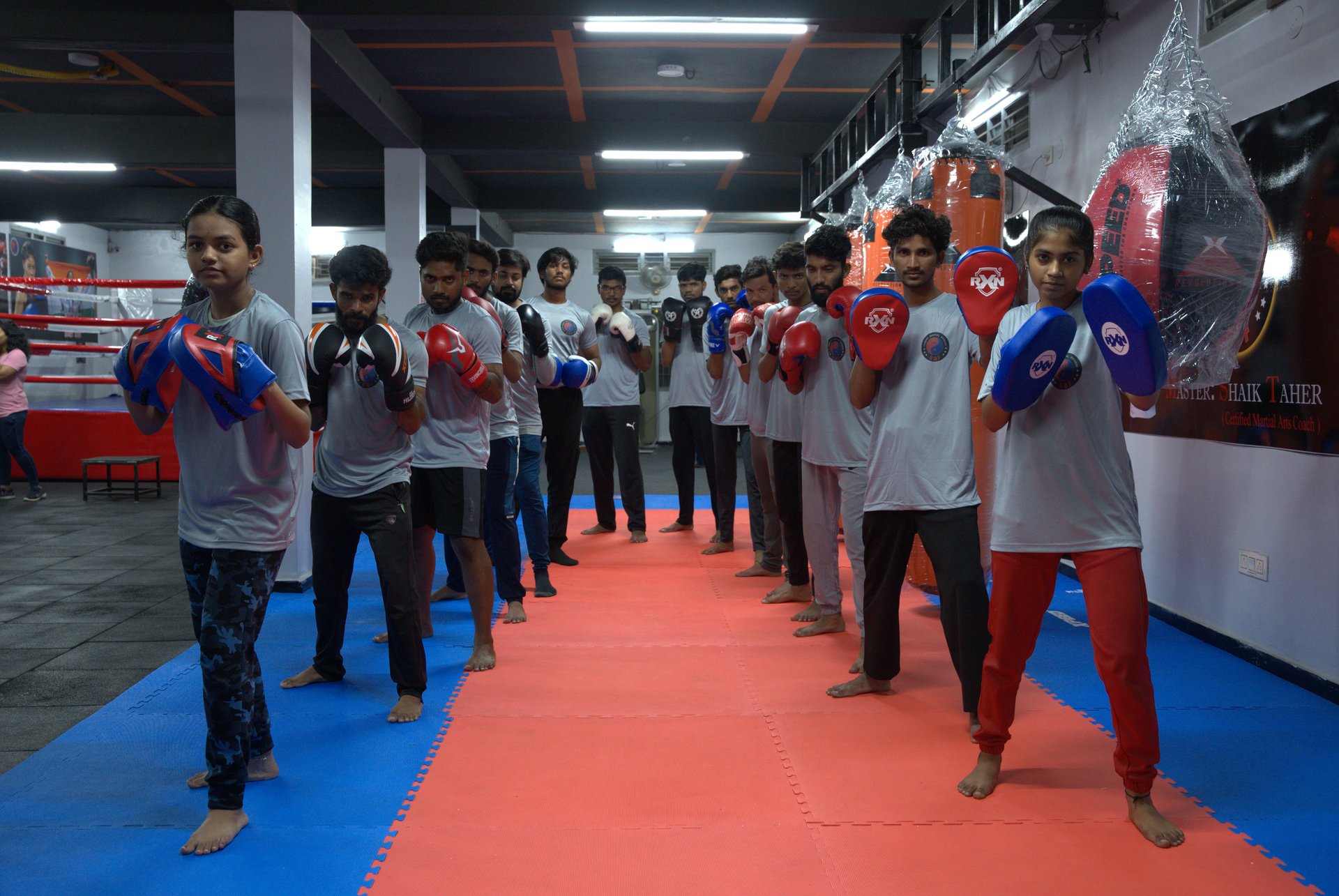 Adult batch sparring drill